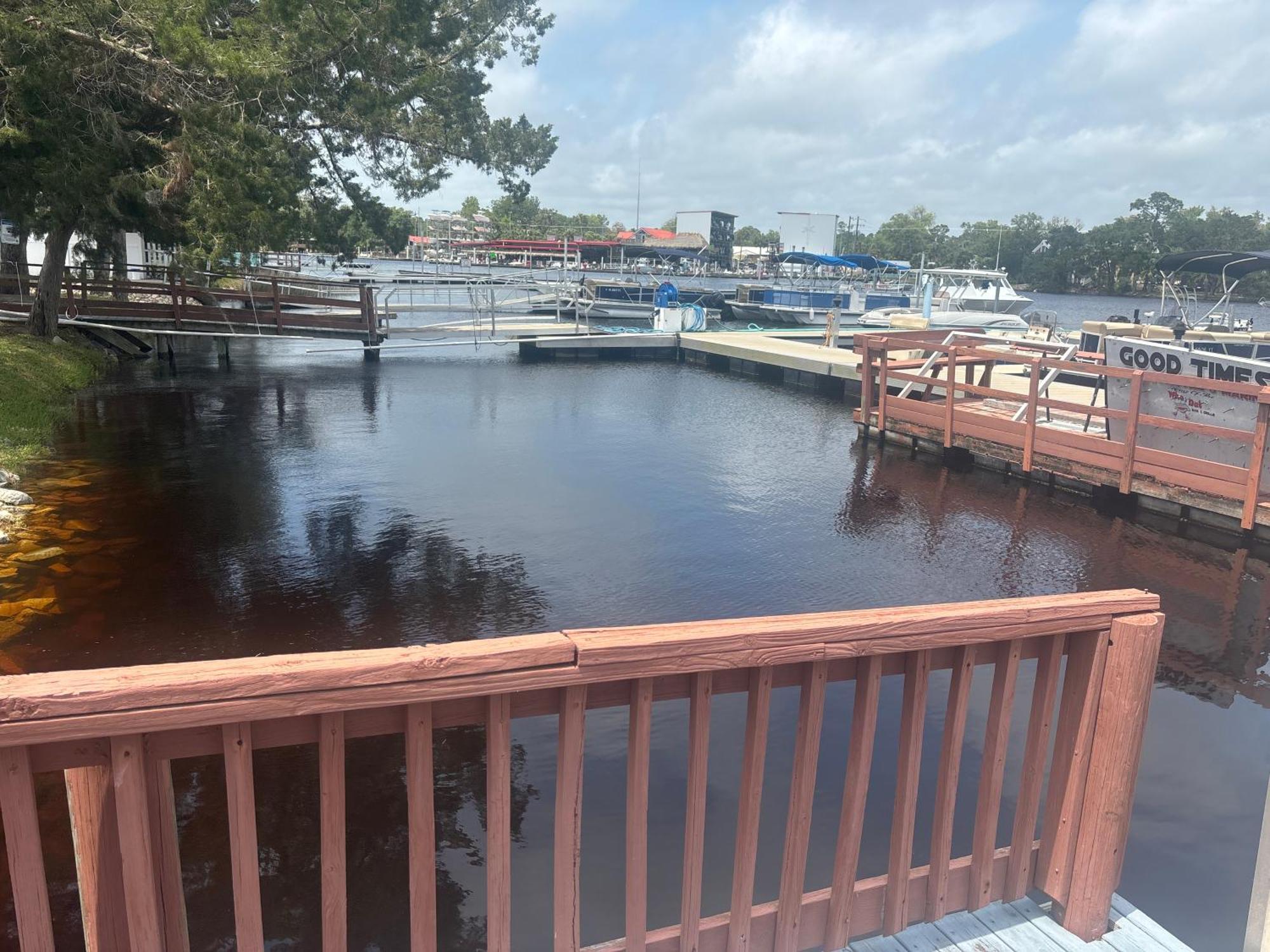 Good Times Motel And Marina Steinhatchee Exterior photo